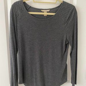Banana Republic Long Sleeved Gray Shirt with Textured Shoulder Design